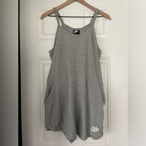 Nike romper